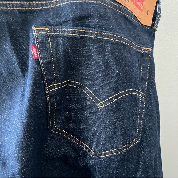 LEVIS Men's sz 56 x 32 501 Dark Wash Button Fly Jeans Blue Denim - Picture 8 of 12